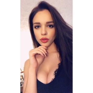 Meet your Posher, Haley